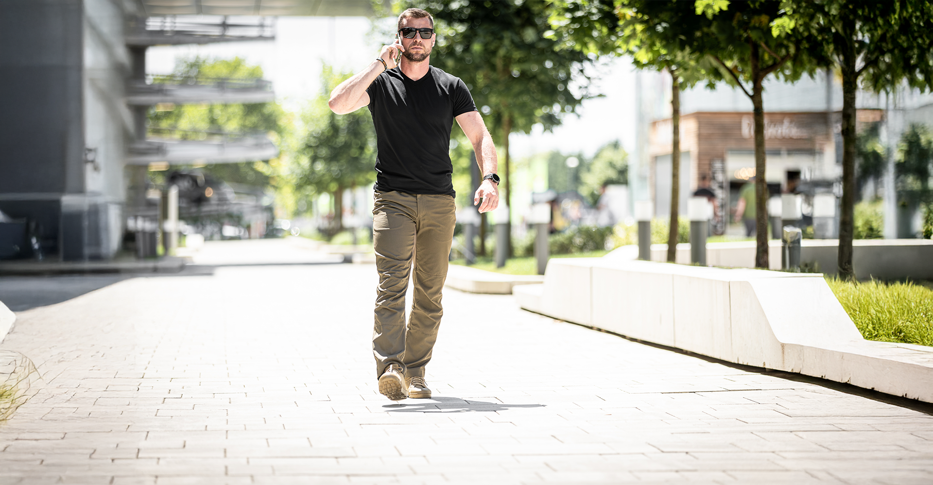 Urban Situational Awareness: How Professionals Read a City